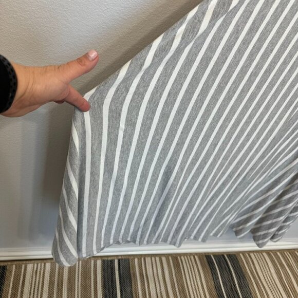 Athleta Dreamin Women's Maxi Dress Sleeveless Pullover Gray White Striped Medium - Picture 6 of 12